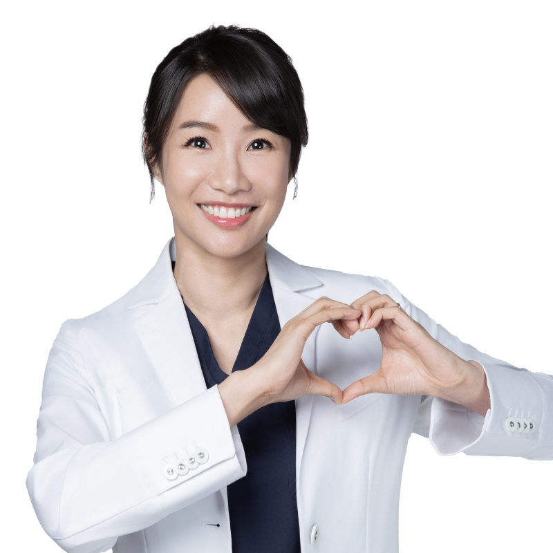 曾郁文 創辦人暨總院長